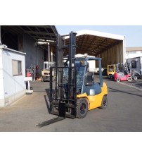 Xe nâng 2.5 tấn 4m5 Toyota số sàn dịch giá, động cơ 2Z siêu khỏe, nhập khẩu Nhật Bản